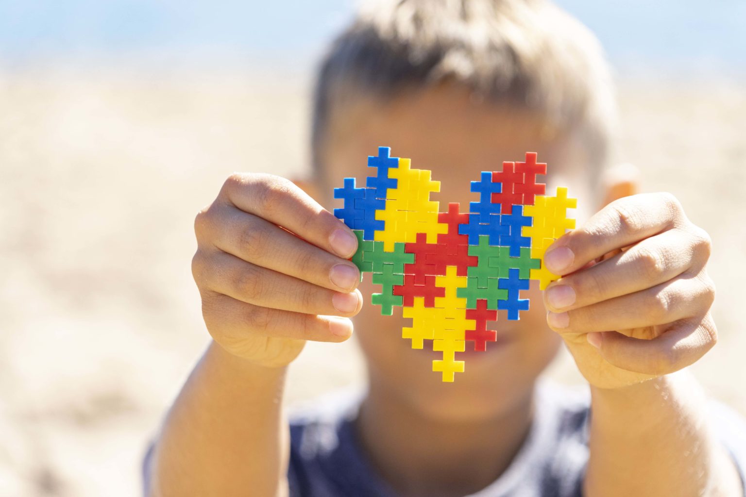 Entenda como o diagnóstico do espectro do autismo se tornou mais fácil e frequente